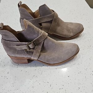Lucky Brand Suede Ankle Booties in Taupe